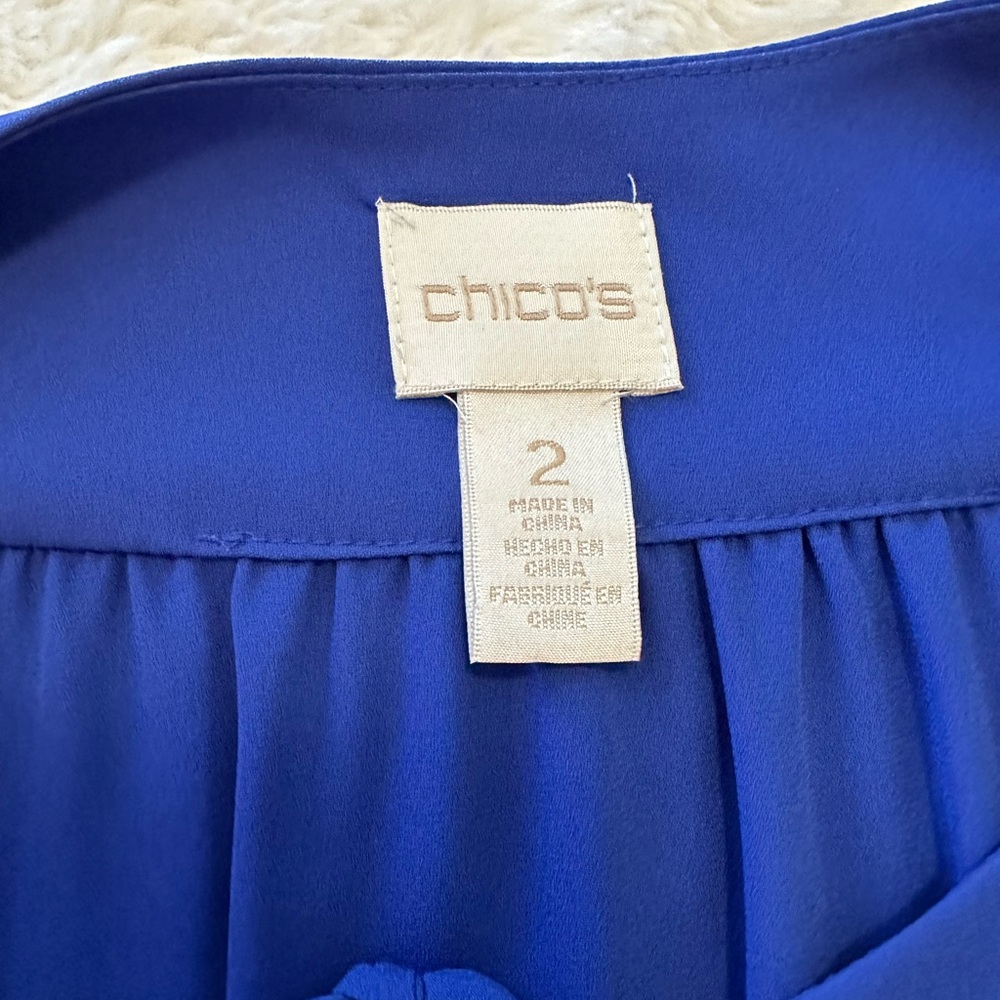Chicos Flowy Blouse | Size 2 - Picture 5 of 6